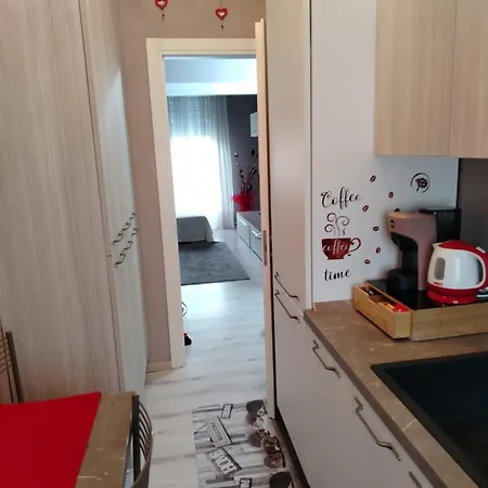 Mari Mari * Casale Monferrato