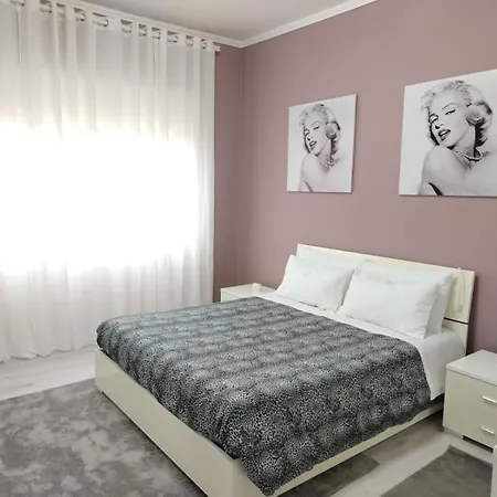 Mari Mari Apartment *